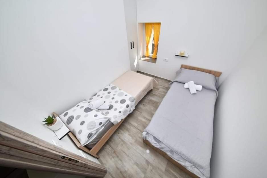 Kuca Za Odmor Megi Apartment Posedarje Luaran gambar