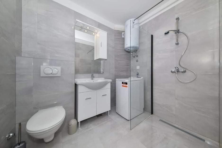 Kuca Za Odmor Megi Apartment Posedarje Luaran gambar